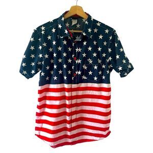 Fifth Sun American Flag Stars & Stripes Short Sleeve Shirt Size Medium July 4th